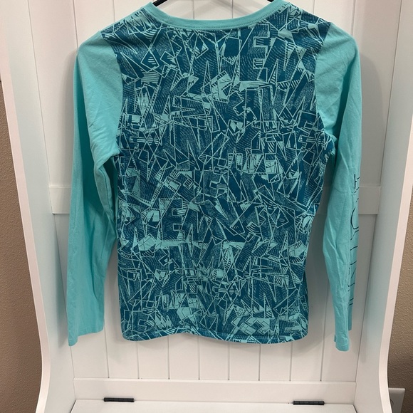 Nike Size YXL Girls Shirt - Picture 2 of 2